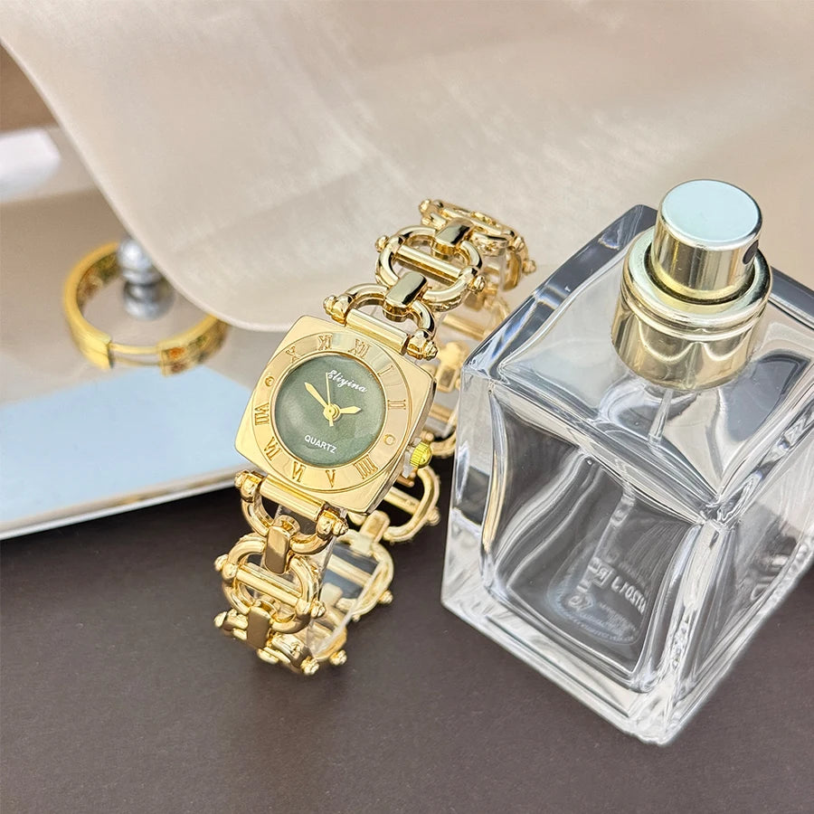 Ceas de damă - Design elegant cu cifre romane